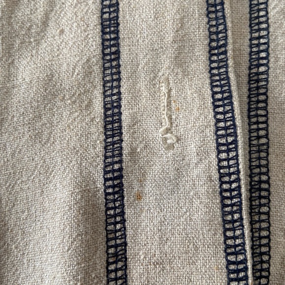 Top - Picture 3 of 3